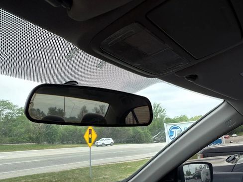 Used 2012 Honda Accord LX image 25