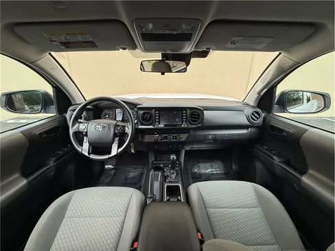 Used 2022 Toyota Tacoma SR RWD image 17