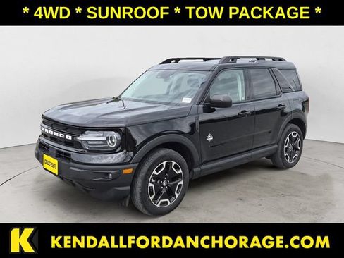 Certified 2023 Ford Bronco Sport Outer Banks w/ Tech Package AWD/4WD image 1