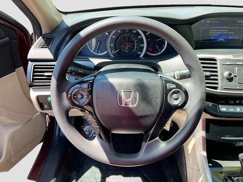 Used 2017 Honda Accord LX image 11