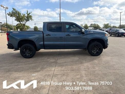 Used 2024 Chevrolet Silverado 1500 LT Trail Boss w/ Protection Package AWD/4WD image 14