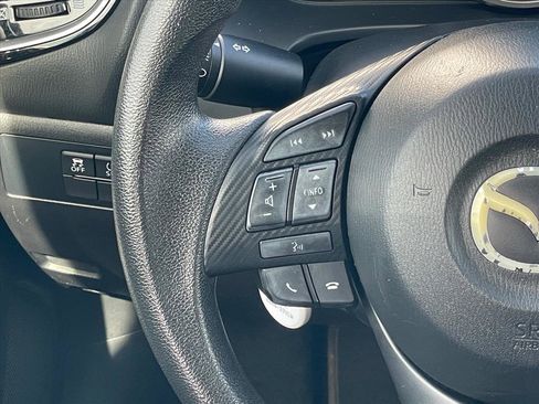 Used 2016 MAZDA MAZDA3 i Sport FWD image 13