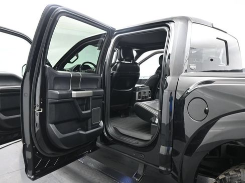 Used 2019 Ford F150 Raptor w/ Equipment Group 802A Luxury AWD/4WD image 21