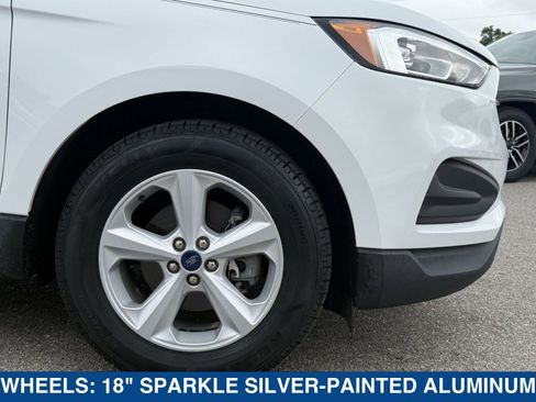 Certified 2020 Ford Edge SE image 11