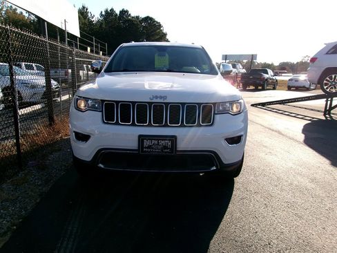 Used 2017 Jeep Grand Cherokee Limited image 4
