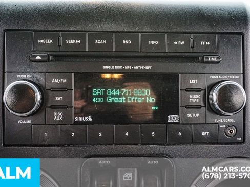 Used 2018 Jeep Wrangler Unlimited Sport S image 36