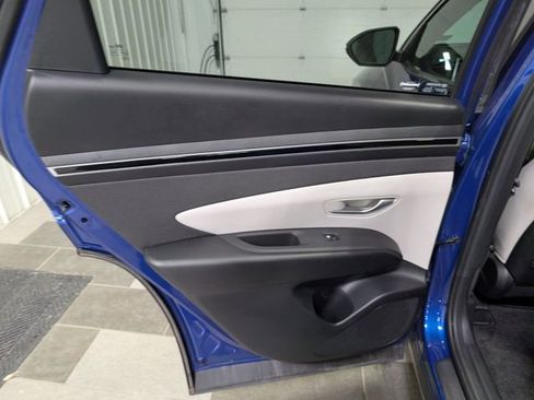 Used 2023 Hyundai Tucson SEL w/ Convenience Package image 9