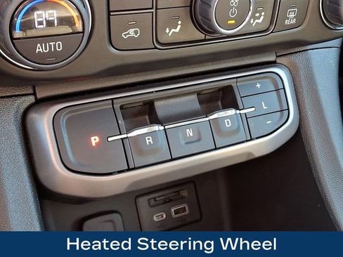 Used 2023 GMC Acadia AT4 w/ Technology Package image 20