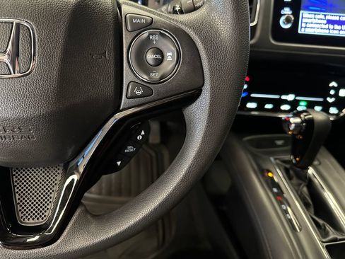 Used 2022 Honda HR-V EX image 12