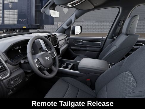 New 2026 RAM 1500 4x4 Crew Cab image 23