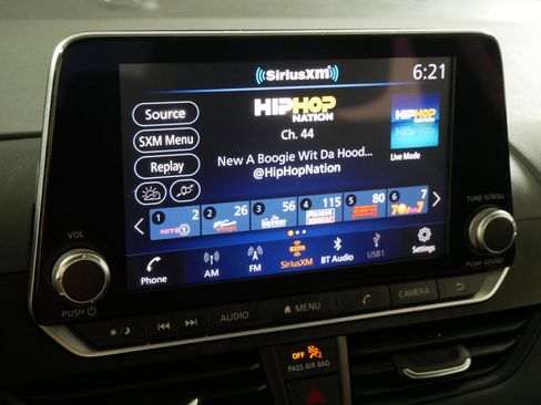 Used 2022 Nissan Altima 2.5 SV image 22