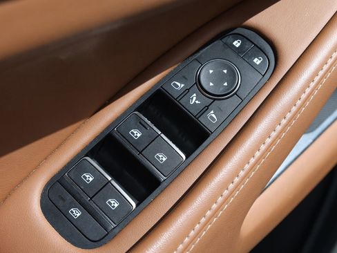 Used 2025 INFINITI QX60 Autograph w/ Cargo Package AWD/4WD image 13