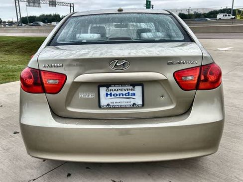 Used 2008 Hyundai Elantra Sedan FWD image 6