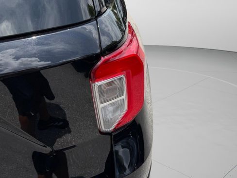Used 2023 Ford Explorer XLT w/ Equipment Group 202A RWD image 37