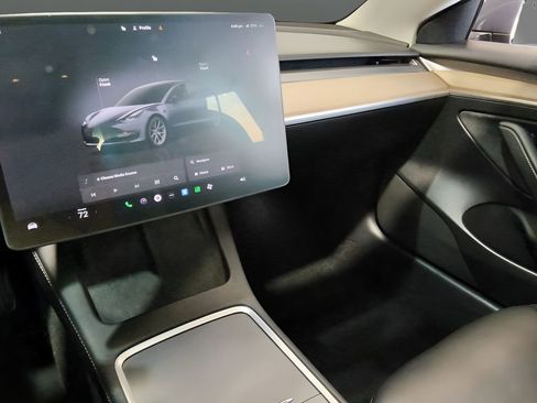 Used 2022 Tesla Model 3 Long Range image 13