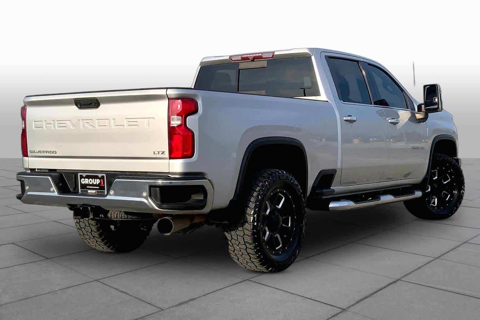 Used 2020 Chevrolet Silverado 2500 LTZ w/ LTZ Plus Package AWD/4WD image 13