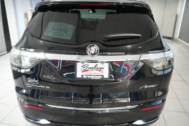 Used 2024 Buick Enclave Avenir w/ Avenir Technology Package AWD/4WD image 9