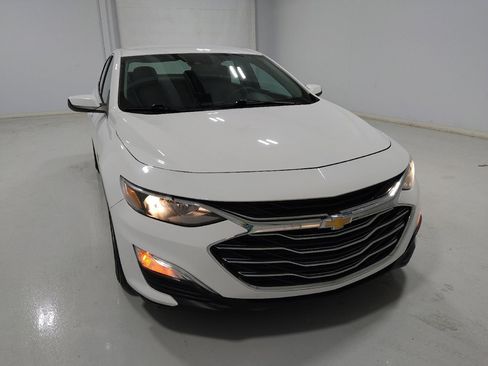 Used 2019 Chevrolet Malibu LS w/ Driver Confidence Package II FWD image 14