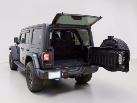 Used 2024 Jeep Wrangler Unlimited AWD/4WD image 16