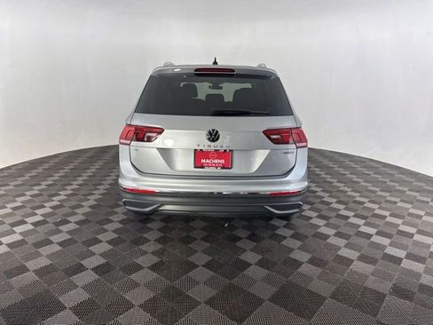 Used 2023 Volkswagen Tiguan SE AWD/4WD image 6