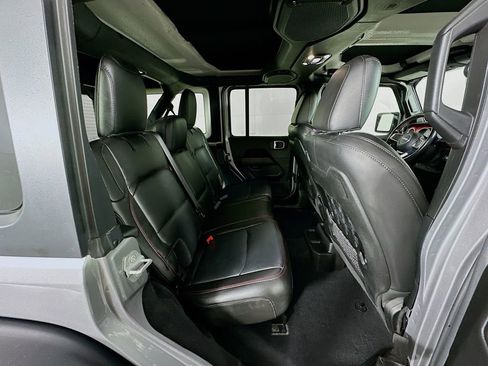 Certified 2021 Jeep Wrangler Unlimited Rubicon image 40