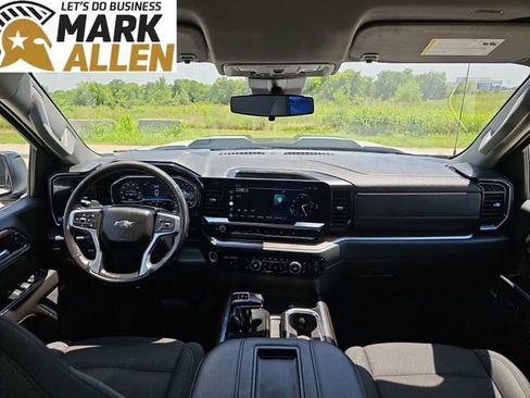 Used 2022 Chevrolet Silverado 1500 LT Trail Boss w/ Convenience Package II AWD/4WD image 20