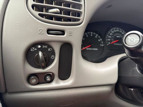 Used 2007 Chevrolet TrailBlazer LS RWD image 47