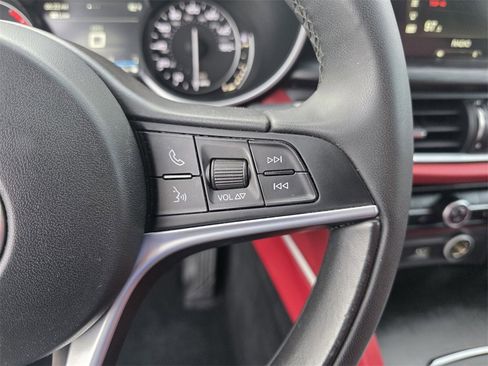 Used 2019 Alfa Romeo Stelvio w/ Nero Edizione image 20