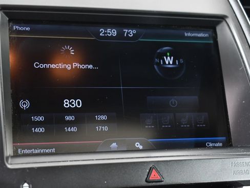 Used 2013 Ford Taurus Limited FWD image 26
