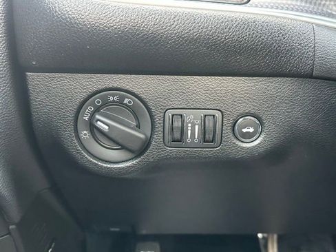 Used 2018 Dodge Challenger SRT Hellcat image 20