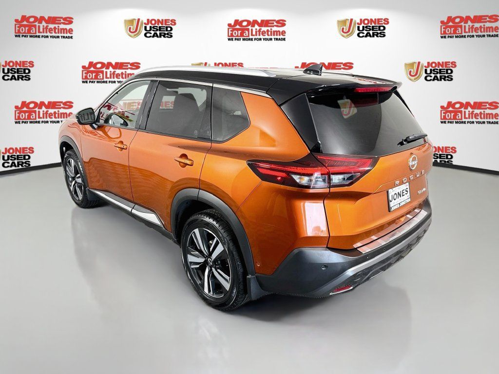 Certified 2023 Nissan Rogue SL w/ SL Premium Package AWD/4WD image 2