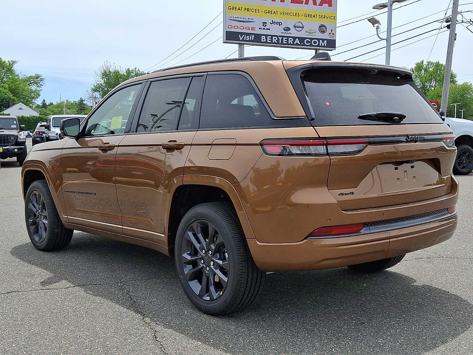 New 2026 Jeep Grand Cherokee Limited AWD/4WD image 3