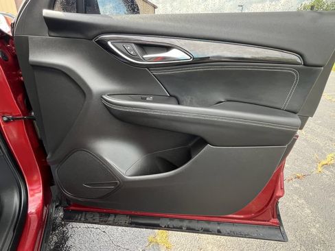 Certified 2022 Buick Envision Essence w/ Sport Touring Package FWD image 19