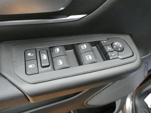 New 2026 RAM 1500 Big Horn w/ Night Edition AWD/4WD image 17