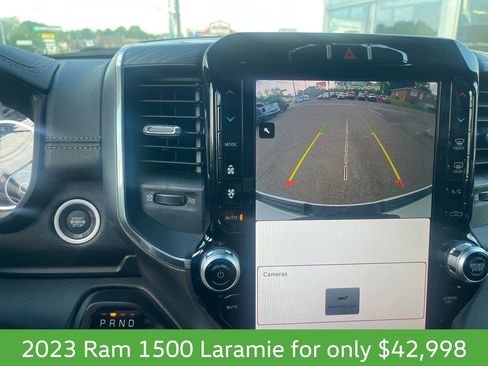 Used 2023 RAM 1500 Laramie AWD/4WD image 21