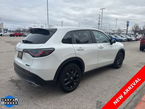 Used 2024 Honda HR-V Sport image 3