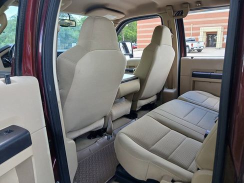 Used 2010 Ford F250 XLT AWD/4WD image 17
