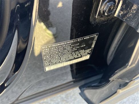 Used 2024 Volkswagen Tiguan S image 25