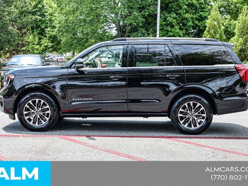 Used 2025 Ford Expedition Platinum AWD/4WD image 9