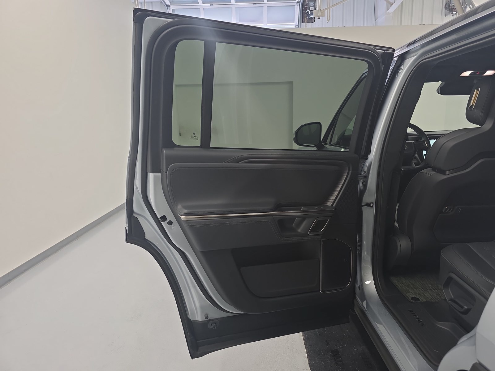 Used 2023 Rivian R1S Adventure Quad AWD/4WD image 17
