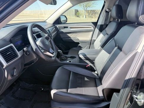 Used 2023 Volkswagen Atlas SE FWD image 14