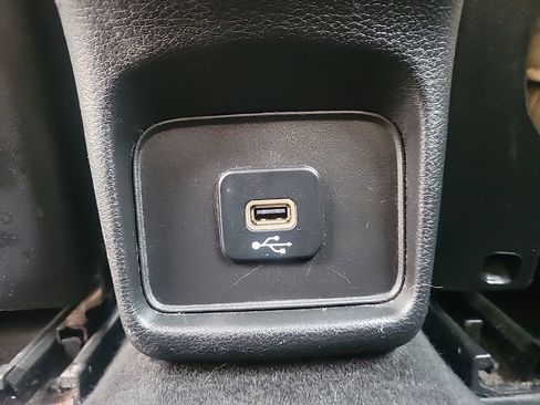 Used 2018 Jeep Compass Sport FWD image 11