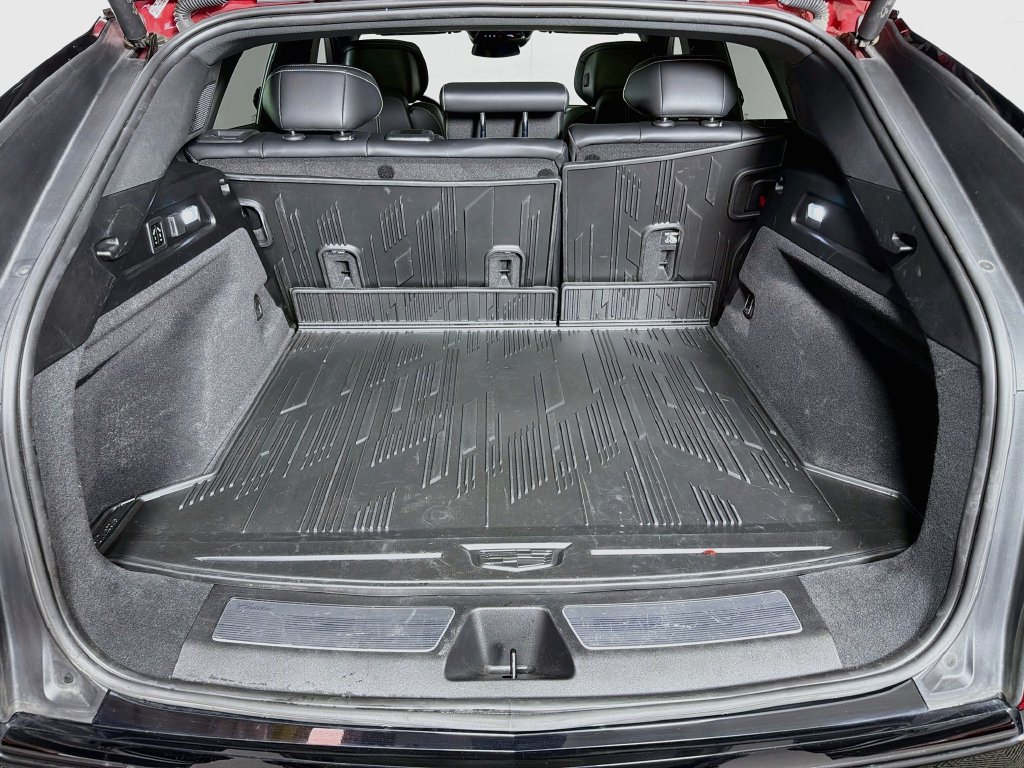 Used 2024 Cadillac Lyriq Sport w/ LPO, Floor Liner Package AWD/4WD image 27