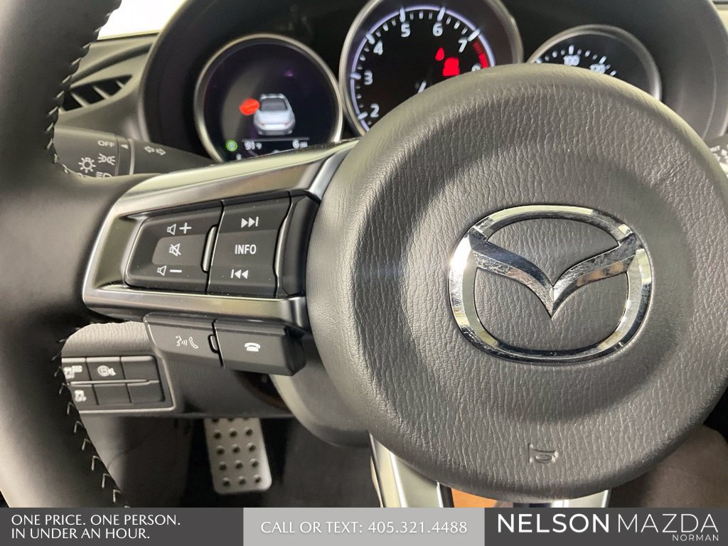 New 2026 MAZDA MX-5 Miata Club w/ Interior Package RWD image 30