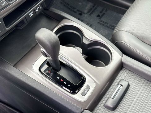 Certified 2017 Honda Ridgeline RTL-T image 26