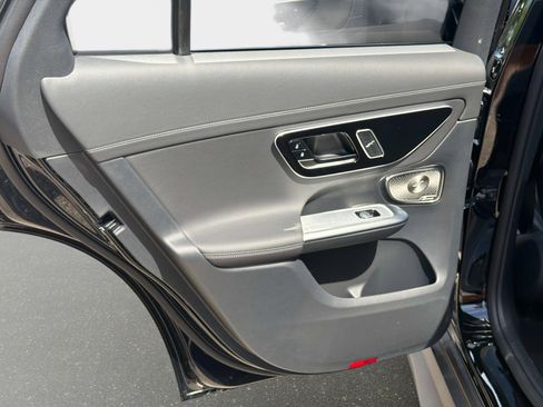 New 2026 Mercedes-Benz GLC 300 image 12