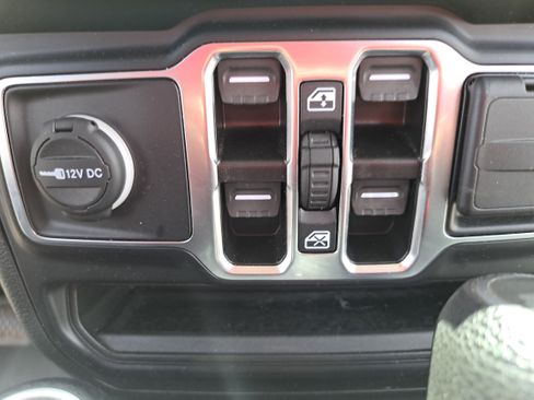 Used 2022 Jeep Wrangler Unlimited Sport AWD/4WD image 20
