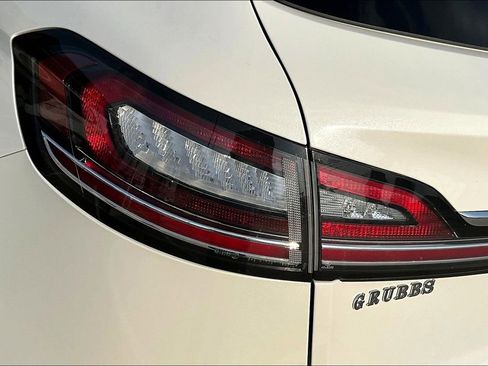 Used 2021 Lincoln Nautilus Reserve w/ Cargo Utility Package image 40