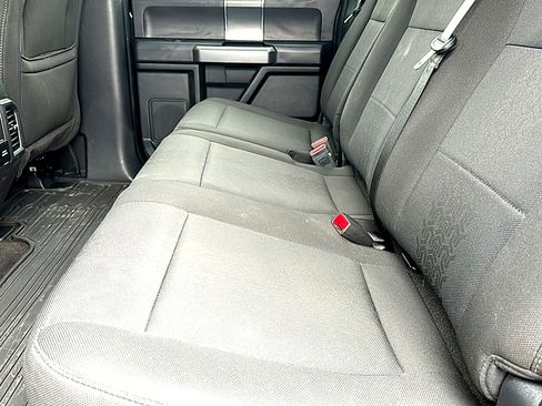 Used 2019 Ford F150 XLT w/ Equipment Group 302A Luxury AWD/4WD image 18