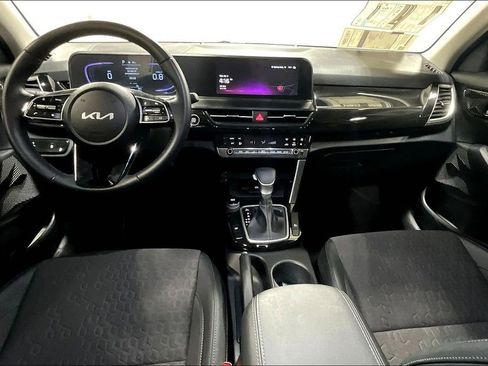 Used 2026 Kia Seltos S FWD image 6
